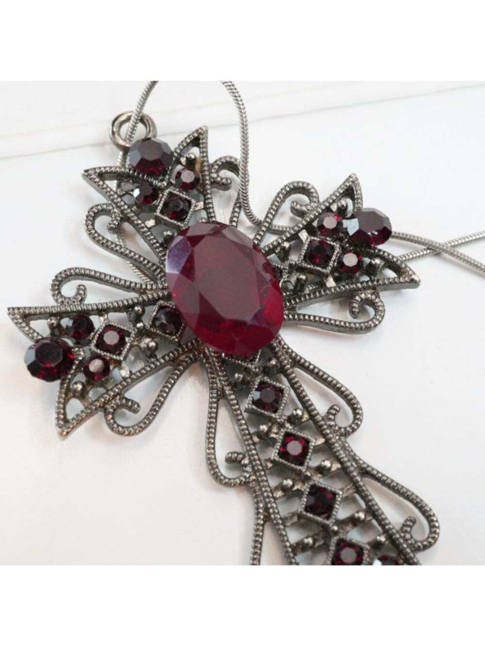 Vintage Goth Filigree Cross Necklace Red Rhinestone Silver Tone 18" - Picture 5 of 7